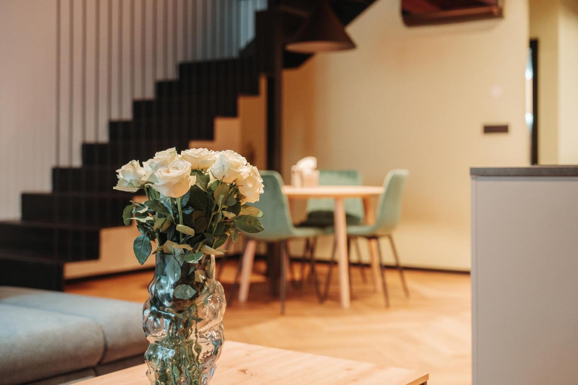 Hviezdoslavova Apartments, Trnava Centre, Parking Available Ngoại thất bức ảnh