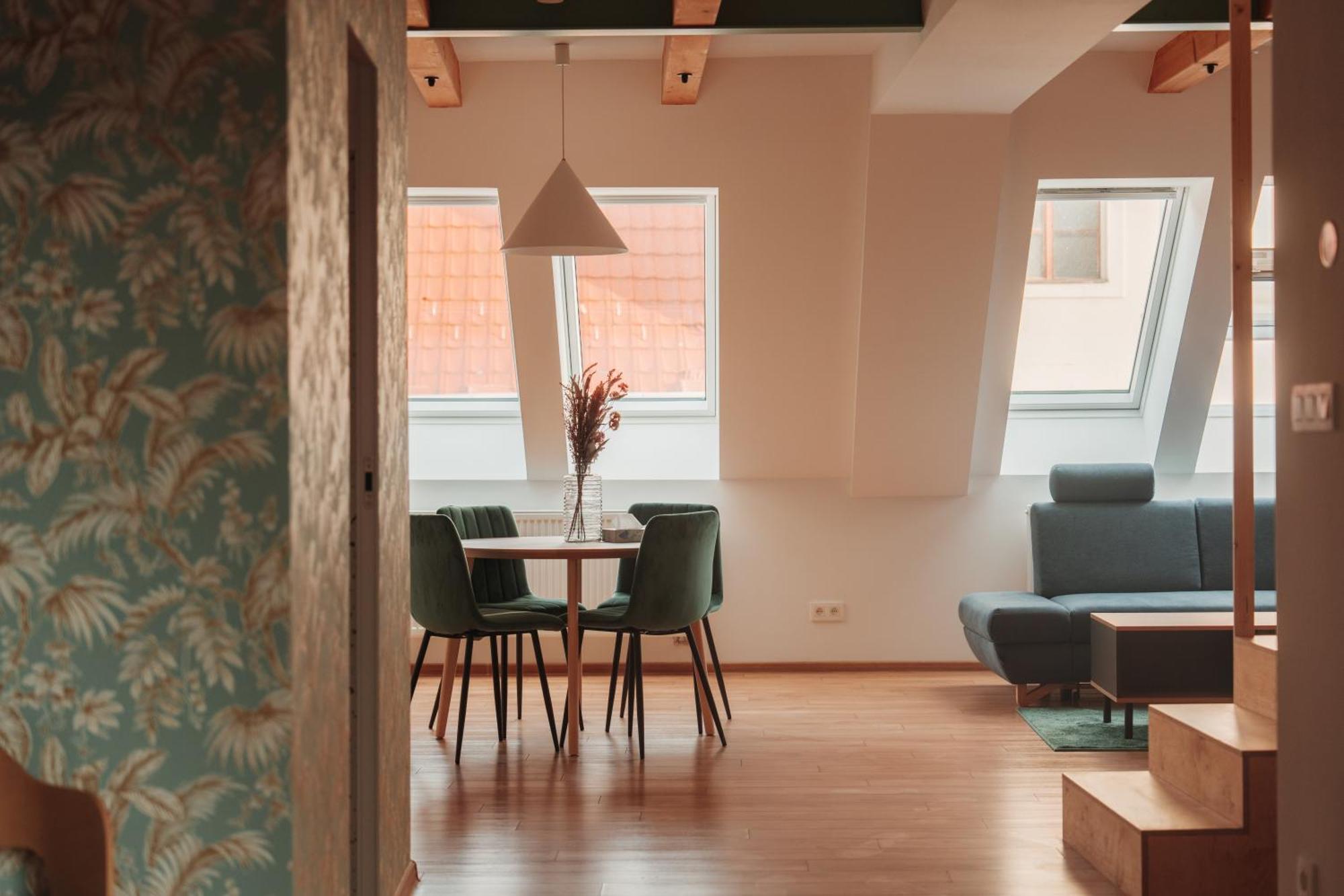 Hviezdoslavova Apartments, Trnava Centre, Parking Available Ngoại thất bức ảnh