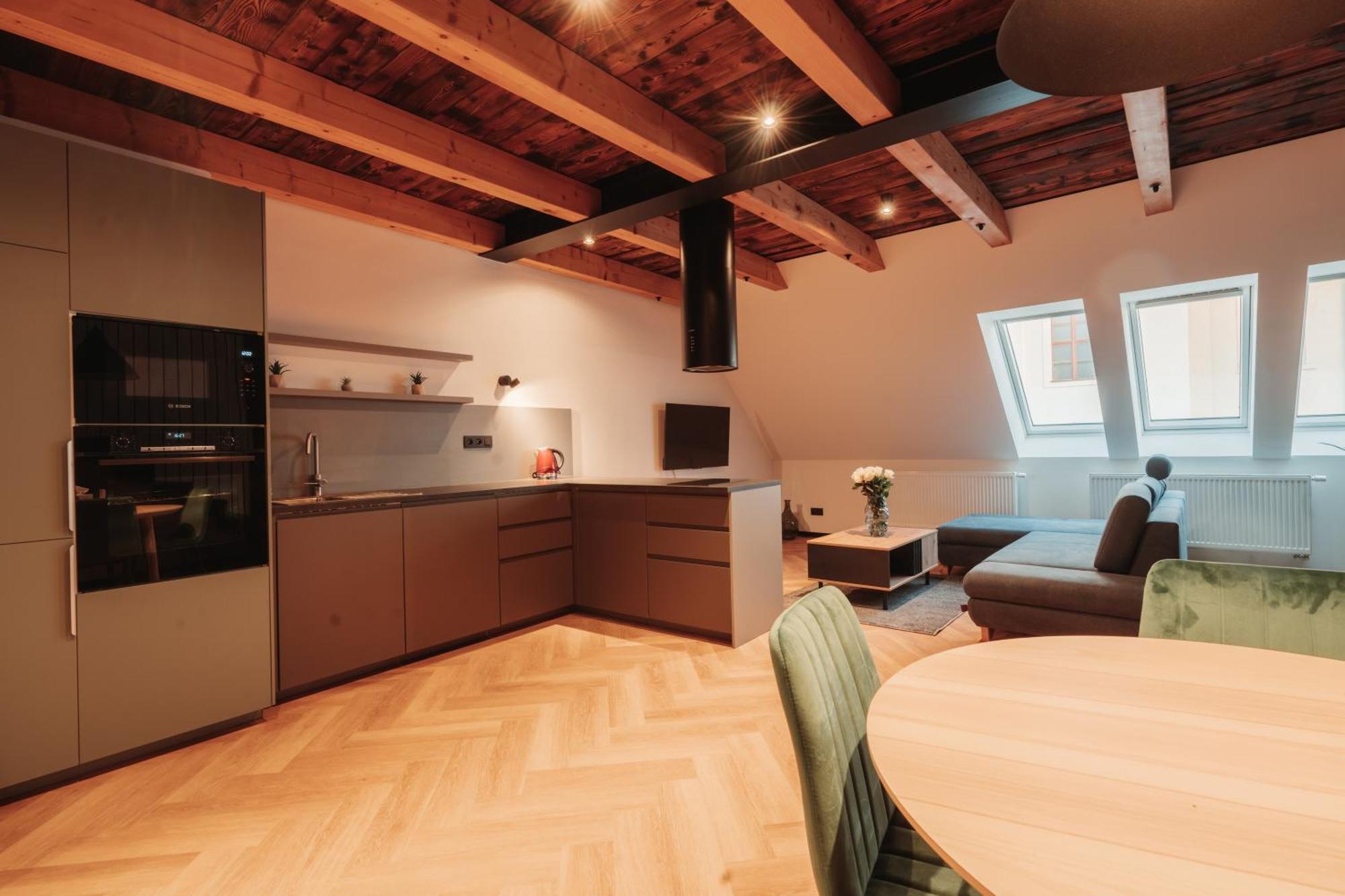 Hviezdoslavova Apartments, Trnava Centre, Parking Available Ngoại thất bức ảnh