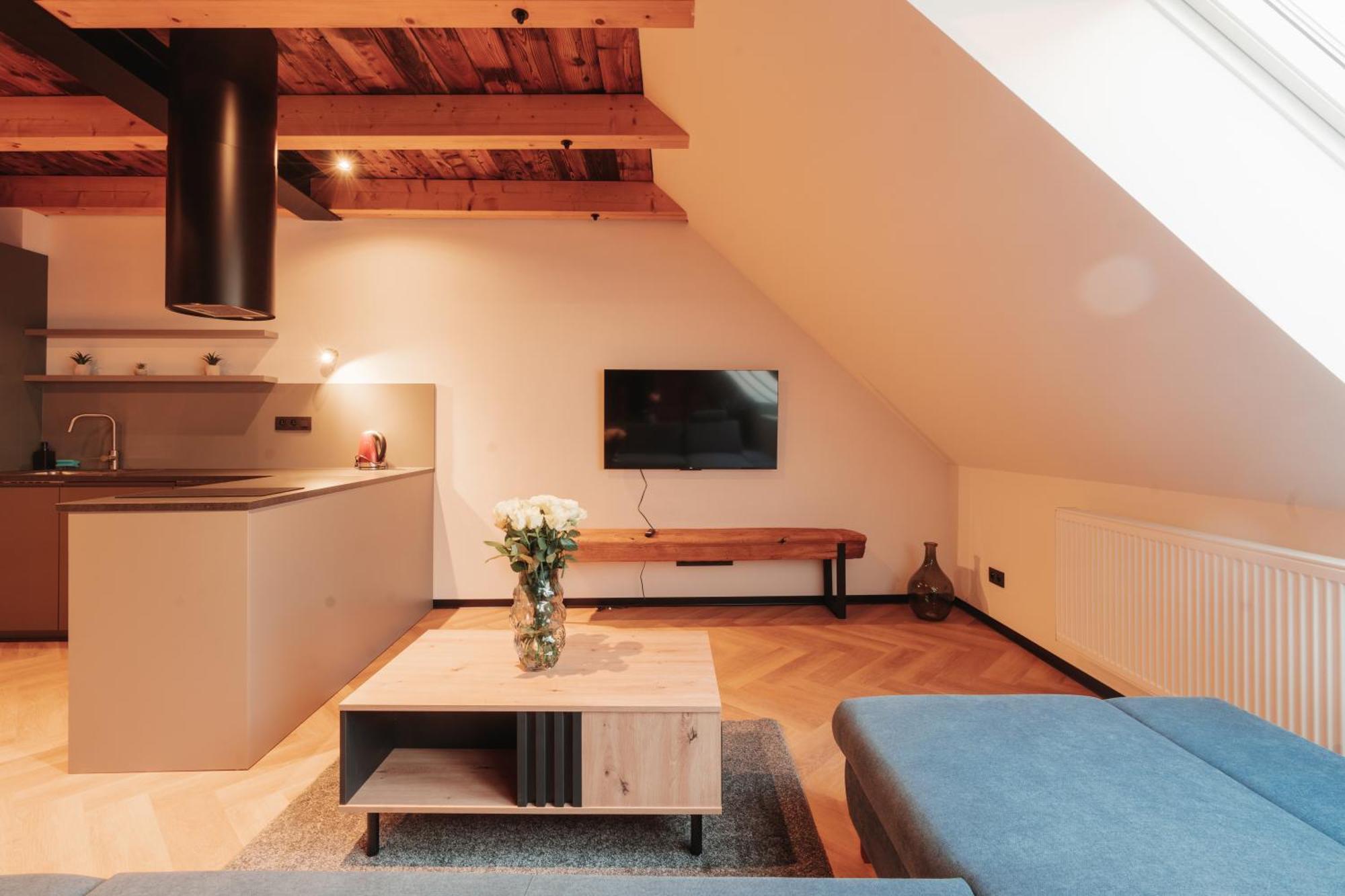 Hviezdoslavova Apartments, Trnava Centre, Parking Available Ngoại thất bức ảnh