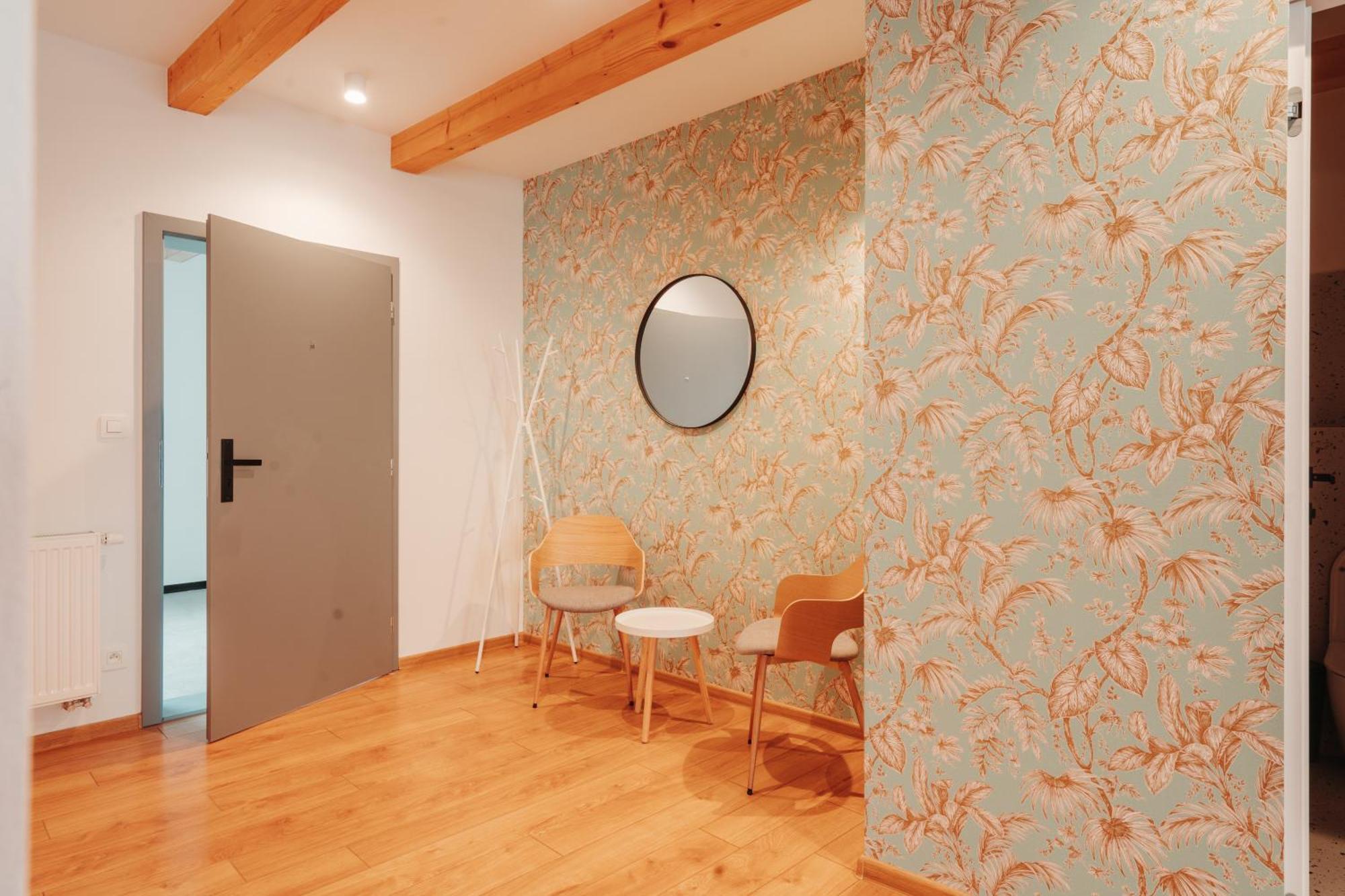 Hviezdoslavova Apartments, Trnava Centre, Parking Available Ngoại thất bức ảnh