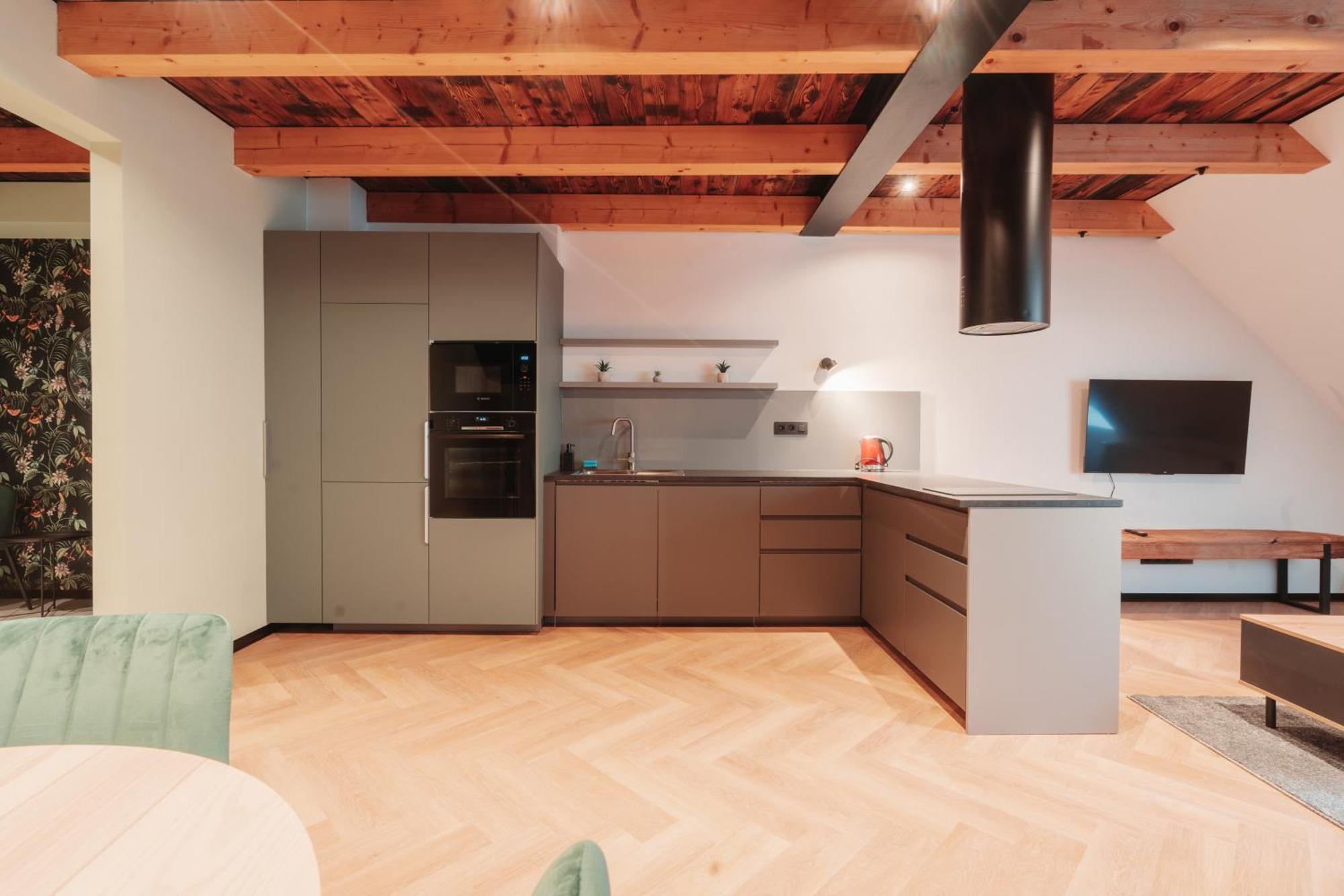 Hviezdoslavova Apartments, Trnava Centre, Parking Available Ngoại thất bức ảnh